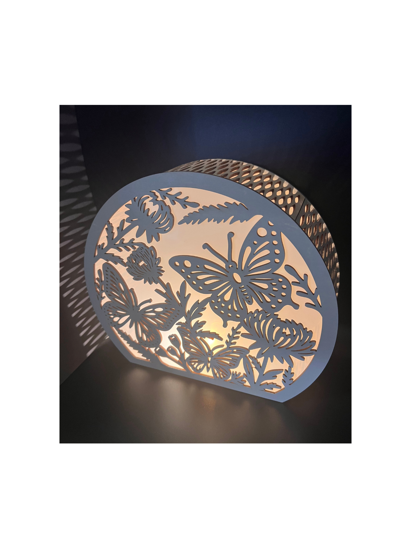 Table Lamp/Night Light with Butterflies or Hummingbird