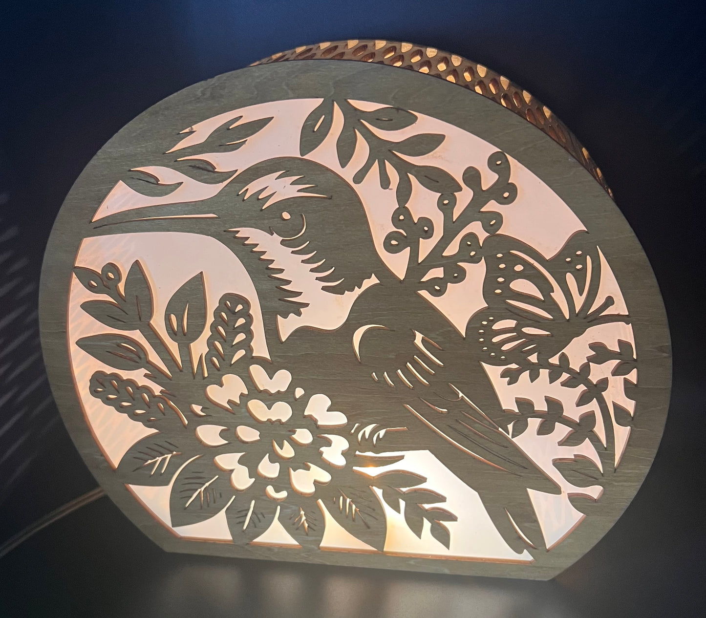 Table Lamp/Night Light with Butterflies or Hummingbird